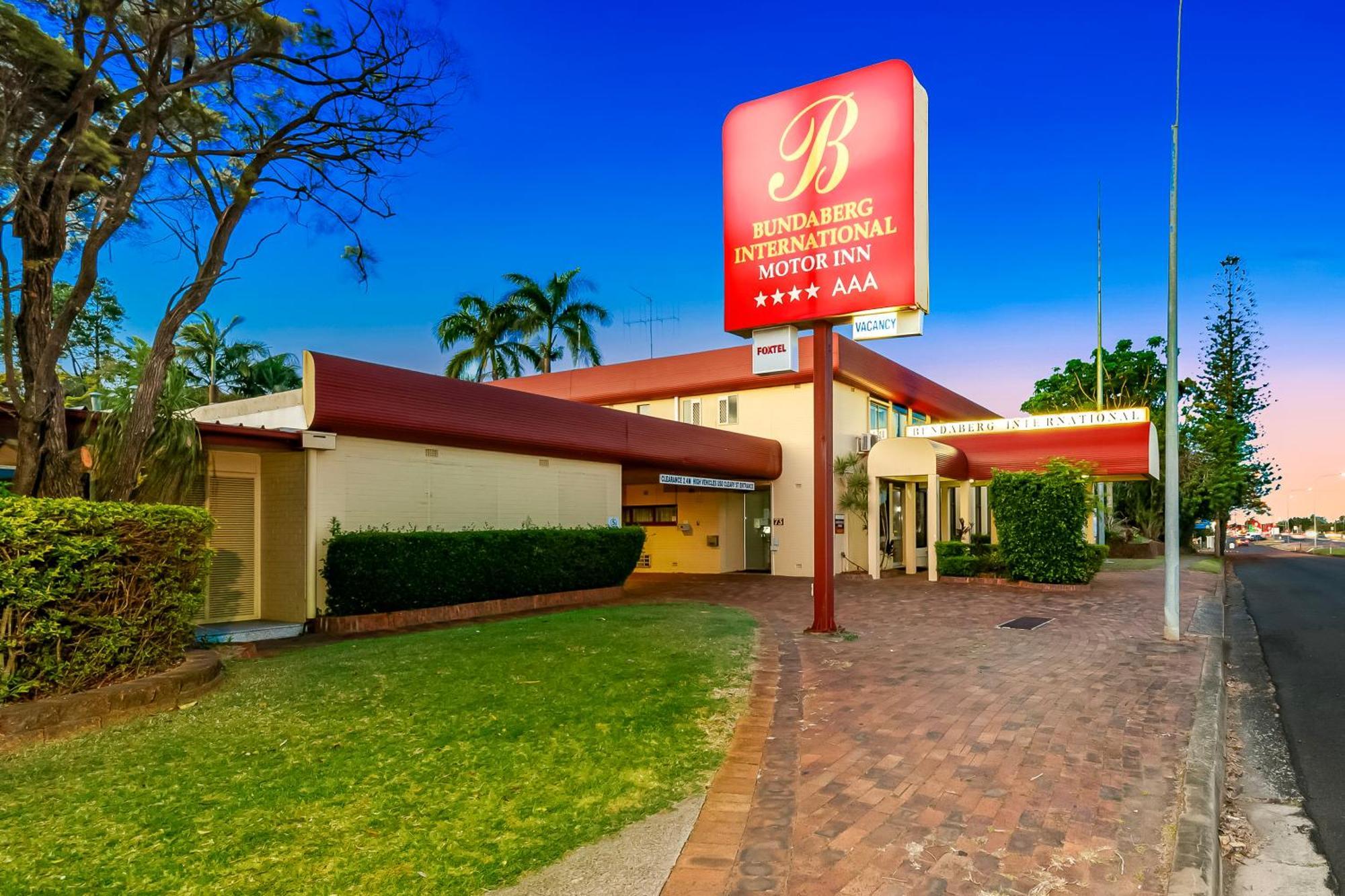 Bundaberg International Motor Inn Екстериор снимка